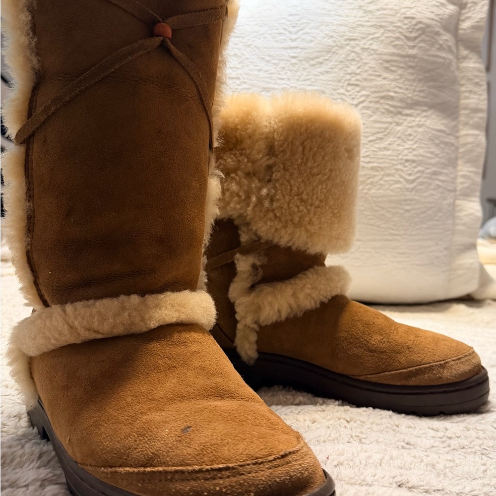 UGG Australia- Chestnut Shearling Cuff Suede Boots